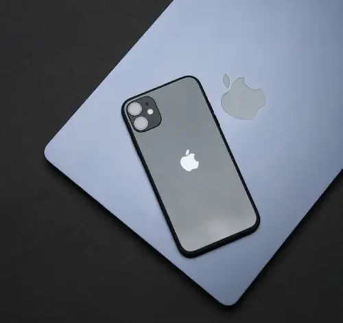 مزايا تحديث iOS 18.3 الجديد